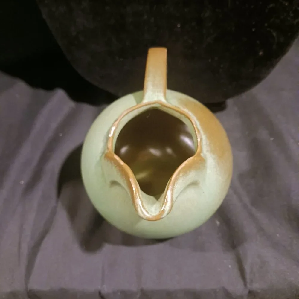 Francoma Small Pitcher - Picture 3 of 9